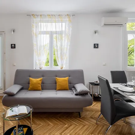 Apartman Sun-sea *